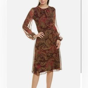 LONDON TIMES Wine Pleated Paisley Pattern Dress